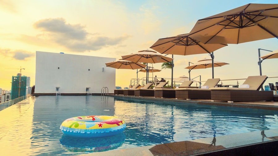Ocean Hotel