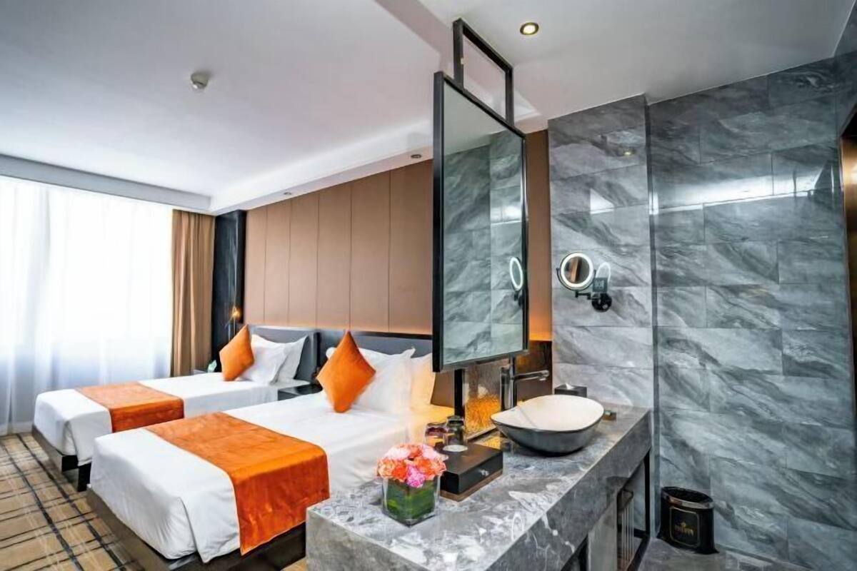 1 habitación, minibar, escritorio y sistema de insonorización
