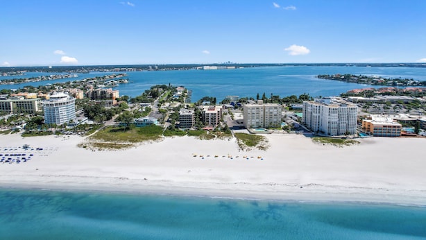 Unclassified image, 1 of 35, button - 🌅 Gulf Gate Resort Unit 208 – Dual-Balcony Water View Condo for Up to 4 Guests (St Pete Beach)