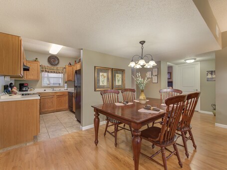 Cedar Lodge - Image 56