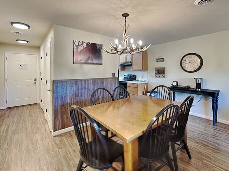 Cedar Lodge - Image 57