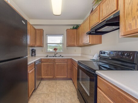 Cedar Lodge - Image 71