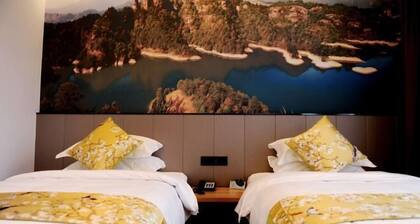 Fortune Hotel