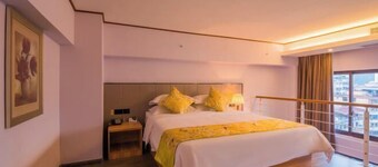 Fortune Hotel