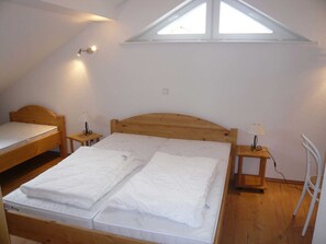 1 Schlafzimmer, Schreibtisch, Bügeleisen/Bügelbrett, WLAN