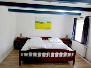 2 soveværelser, strygejern/strygebræt, Wi-Fi