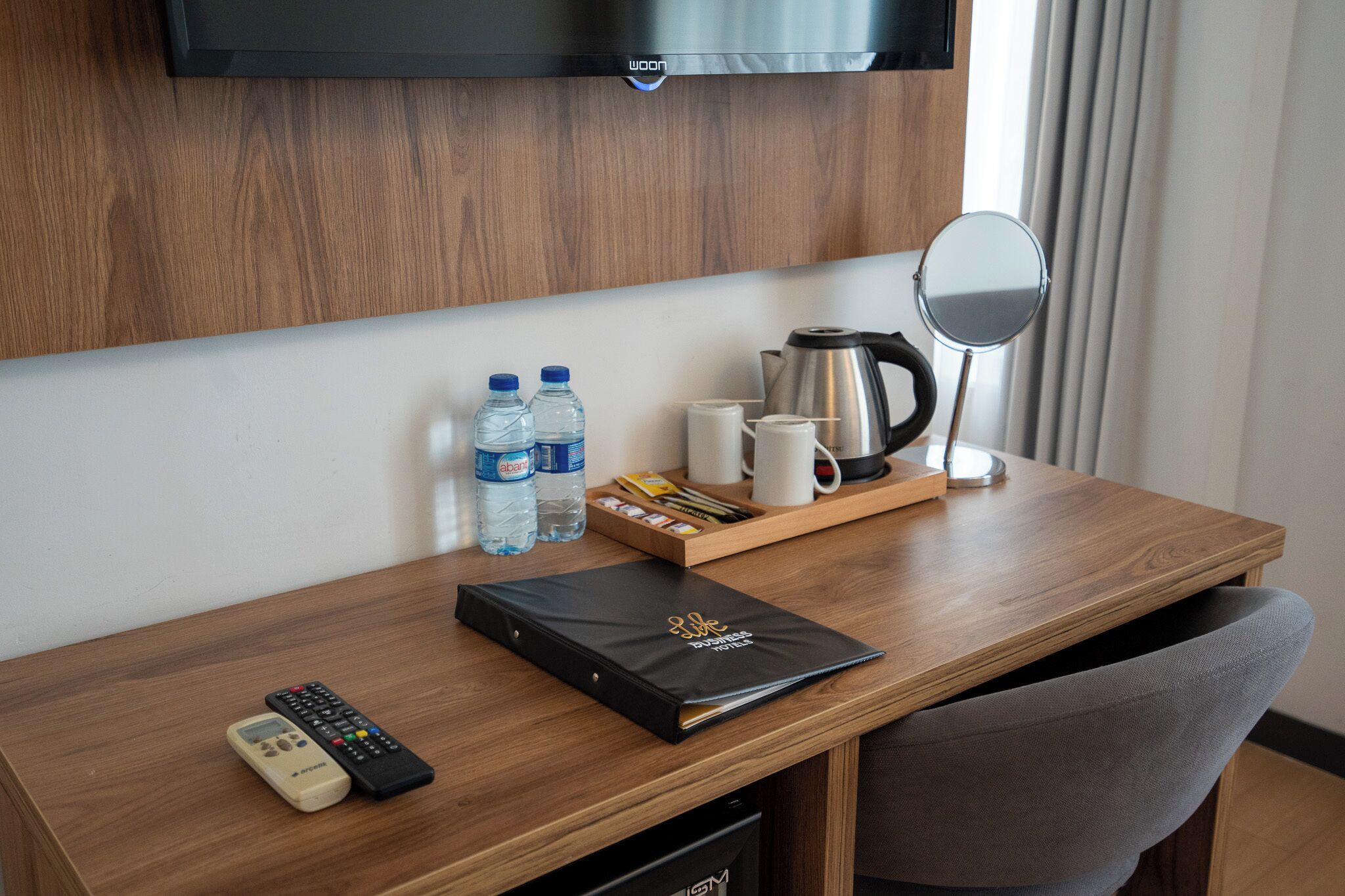 Standard Twin Room | In-room safe, soundproofing, WiFi (free), bed sheets