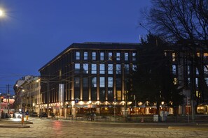 Front of property - Milano Castello Luxury Apartment (Milan)