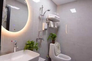 Room - Rest Hotel (Lanzhou West Railway Station Lanzhou Old Street) (Lanzhou)