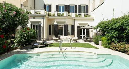 Luxury Villa Manin Viareggio | UNA Esperienze