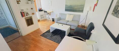 Televisión y oficina