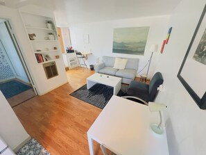 Televisio, työhuone