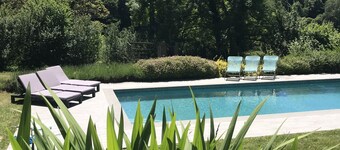 5 Bedroom secluded house with private heated pool