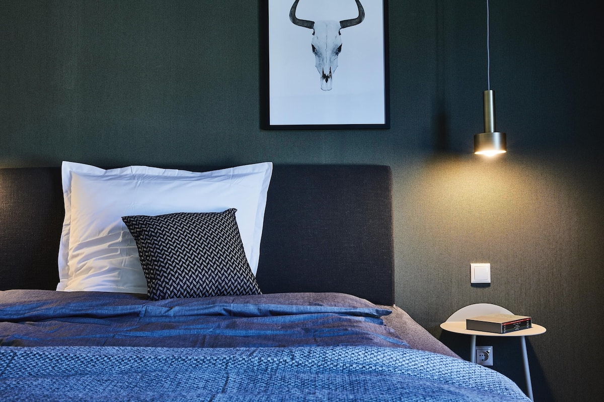 In-room safe, desk, laptop workspace, blackout drapes