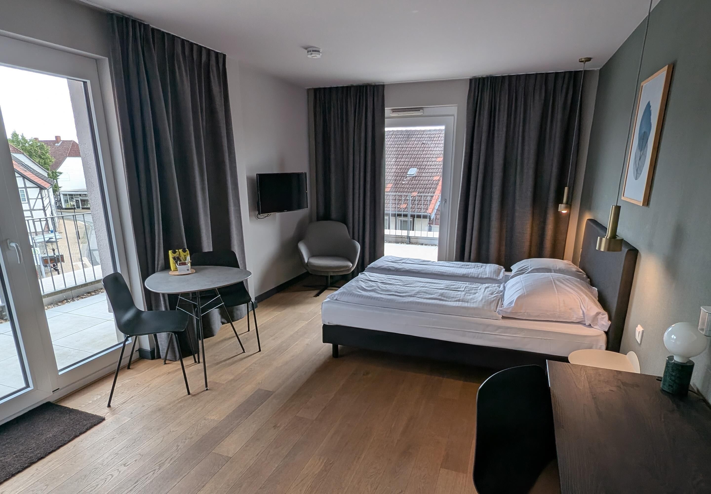 Hypo-allergenic bedding, in-room safe, desk, laptop workspace