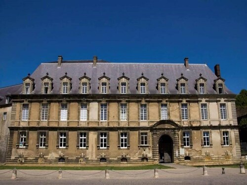 Clos du Bannet Family Escape