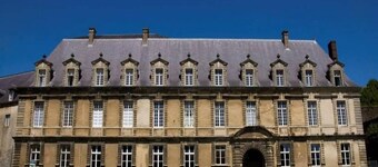 Clos du Bannet Family Escape