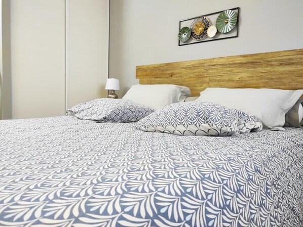 3 habitaciones, tabla de planchar con plancha y wifi 