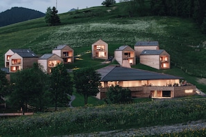 Exterior - Peterhof Chalets (Zwischenwasser)