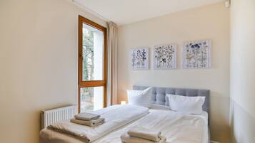 Family Apartment | Iron/ironing board, free WiFi