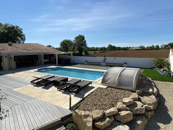Piscine extérieure, piscine chauffée