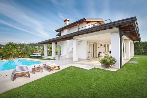 Villa Mexico - With Pool and Whirlpool