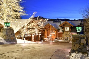 Exterior - Winter Availability! Modern Alpine Lodge near Deer Valley Resort Base with Mount (Park City)