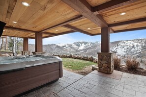 Outdoor spa tub - Winter Availability! Modern Alpine Lodge near Deer Valley Resort Base with Mount (Park City)