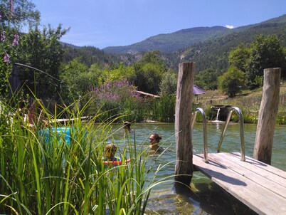"La Miellerie "Gîte at the end of the world La Valbonnette
