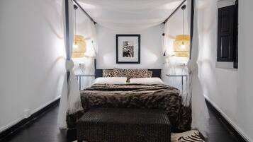 3 bedrooms, iron/ironing board, travel cot, WiFi