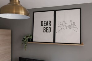 Interior - Studio 6 • City Centre • Fast WiFi • Smart TV (Middlesbrough)