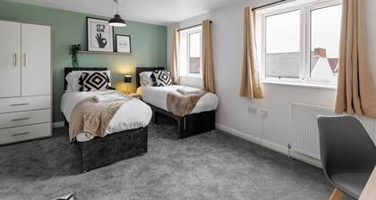 Studio 9 • City Centre • Fast WiFi • Smart TV