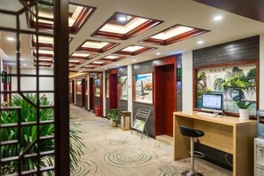 Interior - GreenTree Inn (Beijing Hospital of Traditional Chinese Medicine, Nanluogu Lane, Houhai) (Beijing)