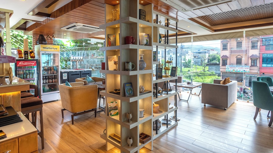 Dream International Hotel