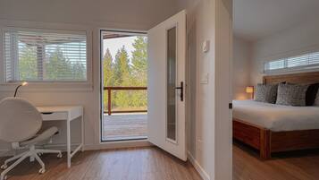 3 chambres, bureau, lit de bébé portatif, accès au Wi-Fi (inclus)