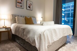 Luxury Apartment | 1 bedroom, free WiFi - The Wardian (London)