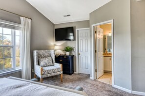 5 chambres, fer et planche à repasser, Wi-Fi gratuit, draps fournis