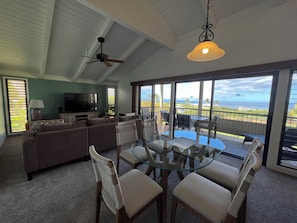 Flat-screen TV - Wailea Ekolu #906 Great Location, Panoramic Ocean View, Private, Full A/C (Wailea)