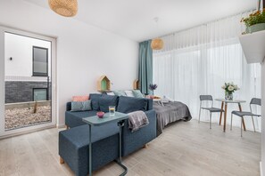 Cots/infant beds, bed sheets - Sloneczne Apartamenty by Renters (Ustronie Morskie)