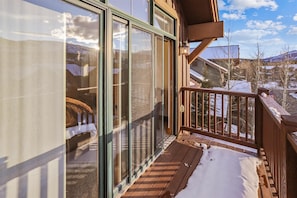 Townhome, 4 Bedrooms | Property grounds