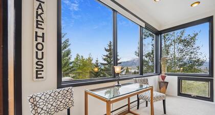 Bella Vista 5 Bedroom Townhouse by RedAwning