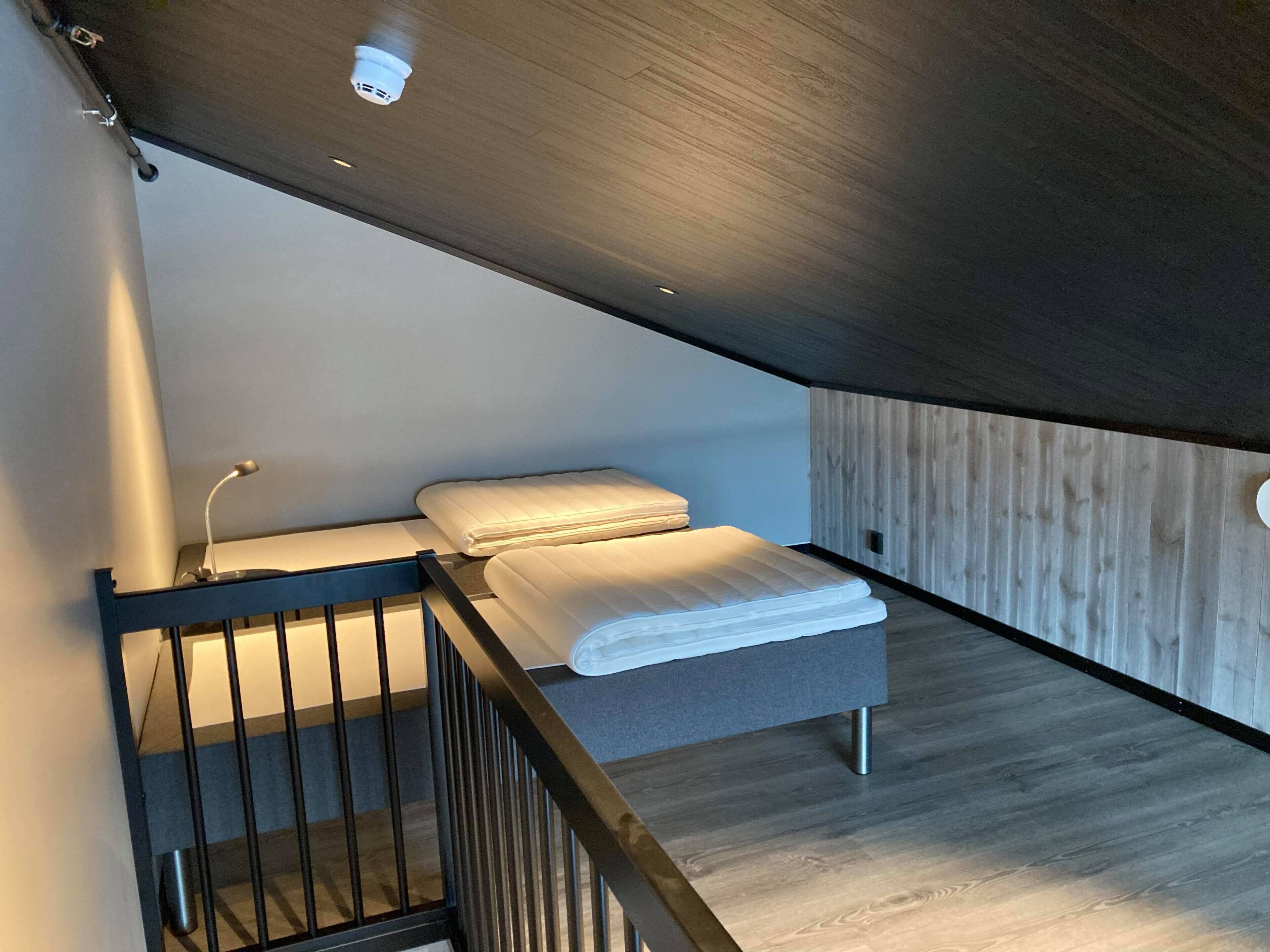 rorbue deluxe | 1 bedroom, desk, laptop workspace, blackout curtains