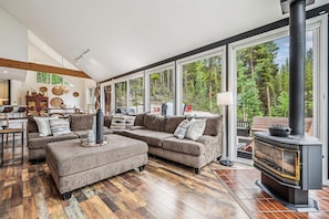 Living area - Stormbunker Paradise 4 Bedroom Home by RedAwning (Breckenridge)