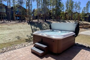 Hus - 4 sovrum | Bubbelpool utomhus