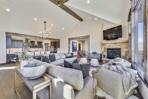 Hus, 4 soverom | Oppholdsområde