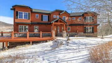 Huis, 4 slaapkamers | Exterieur