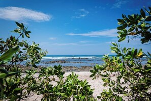 On the beach - Guapinol 3☀Pool and AC♆ close to Beach ⛱ and Restaurant (Langosta)