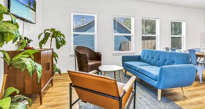 Pitch Perfect! Minutes from Canyon Lake!