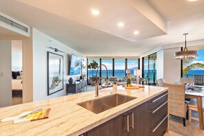 Interior - Premier Oceanfront Retreat in Lahaina (Lahaina)
