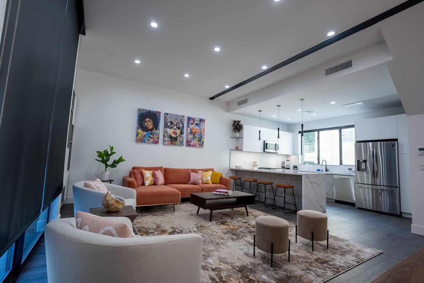 TV, offices